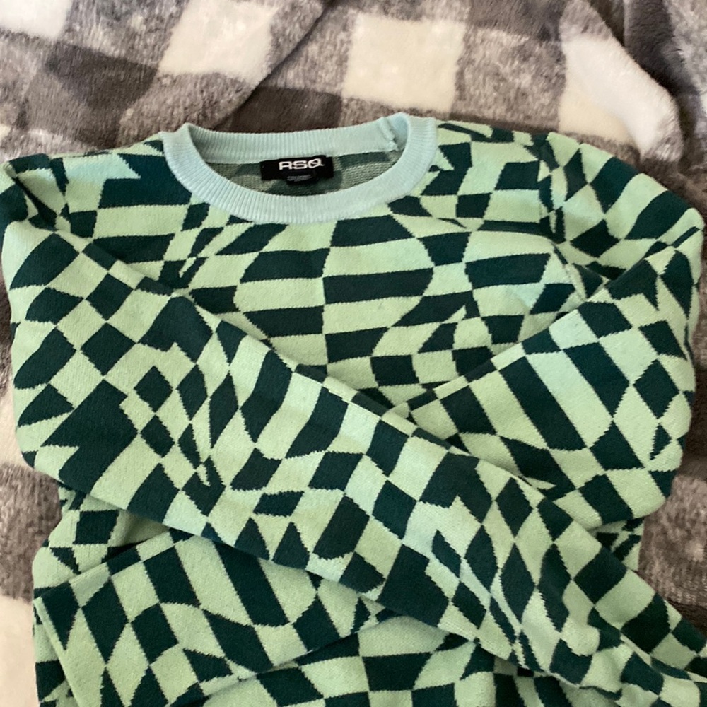 Girls sweater